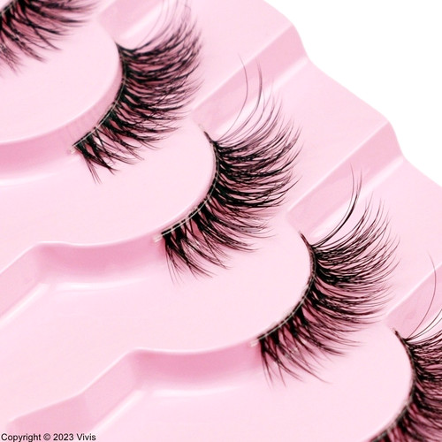 Half lashes wispy cat eye - half,